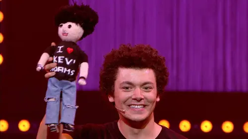 Kev Adams : Sois 10 ans, la dernière