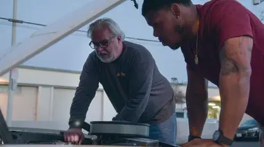 Kevin Hart & Cie : passion customs S01E07 Rien à faire