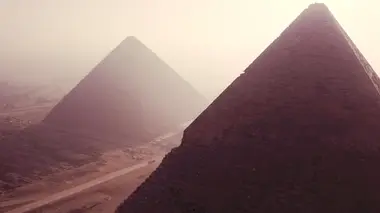 Khéops, mystérieuses découvertes