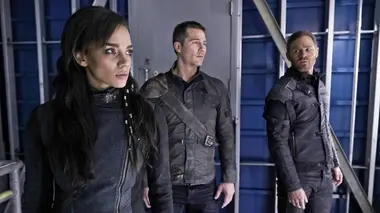 Killjoys S03E03 Les Hullen ont des yeux