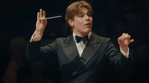 Klaus Mäkelä dirige Chostakovitch avec Sol Gabetta