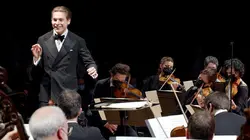 Klaus Mäkelä et Isabelle Faust jouent Brahms