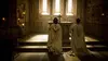 le pape Boniface VIII dans Knightfall S02E01 Les bourreaux de Dieu (2019)