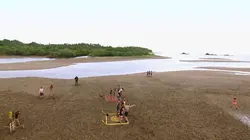 Koh-Lanta S25E12 Les chasseurs d'immunité