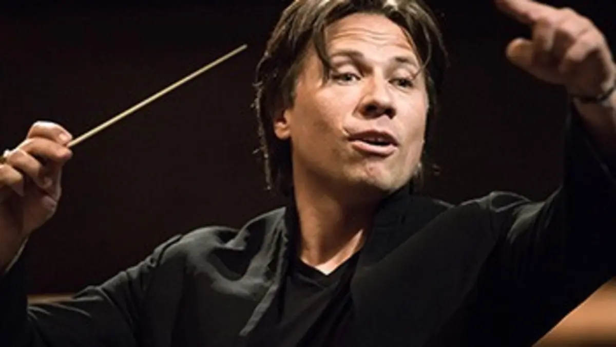 Kristjan Järvi dirige le Baltic Sea Youth Philharmonic