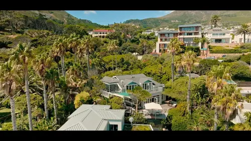 L'agence : l'immobilier de luxe en famille