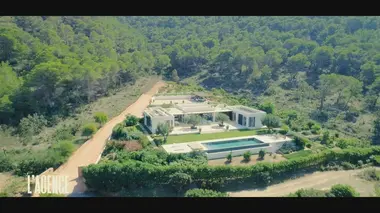 L'agence : l'immobilier de luxe en famille
