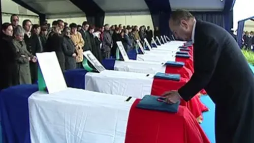 L'argent, le sang et la démocratie