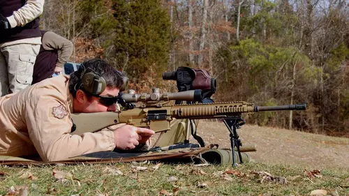 L'arme absolue S01E04 Combat rapproché