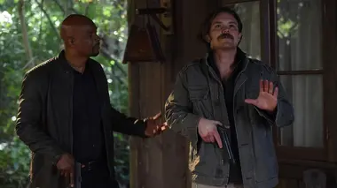 L'arme fatale S01E18 Le point de non-retour