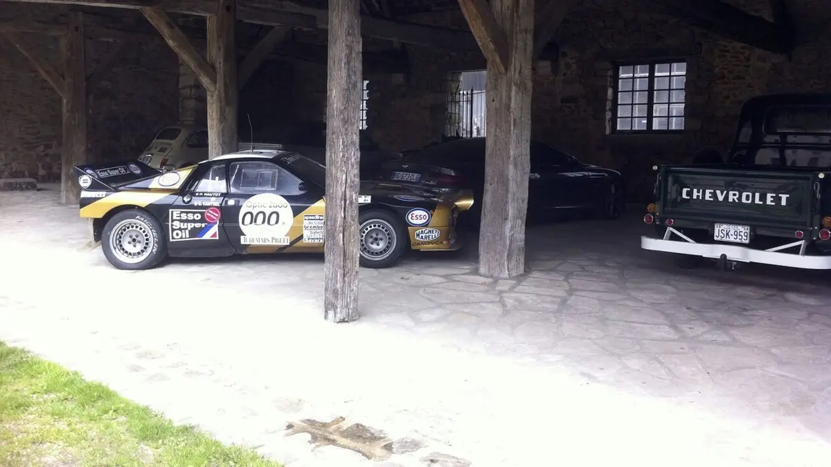 L'atelier classic Stratos