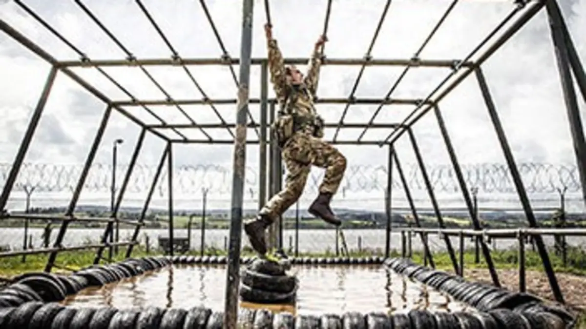 L'école des Royal Marines Commando E03 Les tests physiques