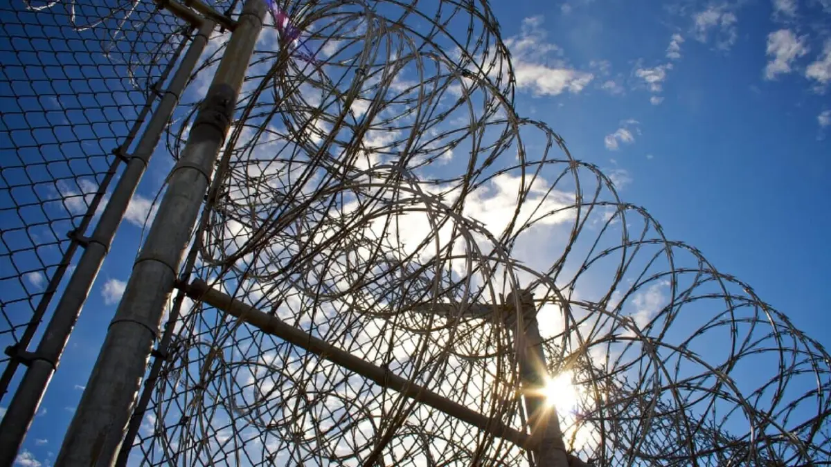 L'enfer carcéral Escroc en prison