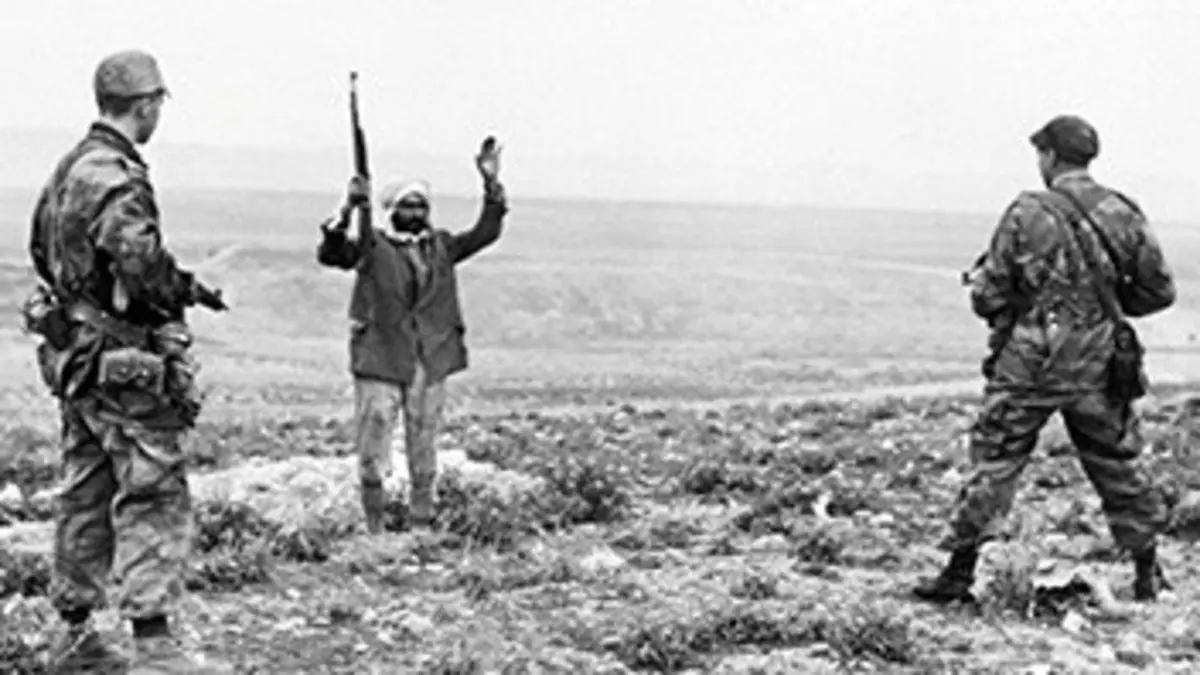 L'ennemi intime E01 Pacification