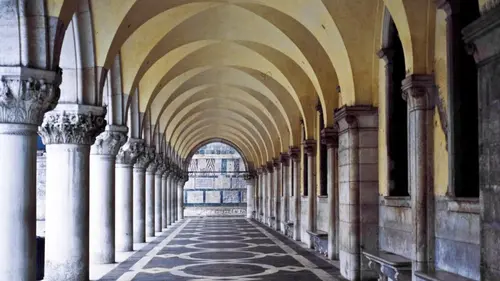 L'Histoire en 3D Les secrets de l'empire immergé