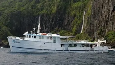 L'île Cocos E01