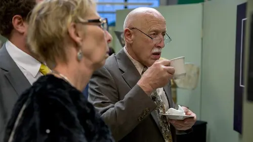 L'incroyable Dr Pol Prendre le taureau par les cornes