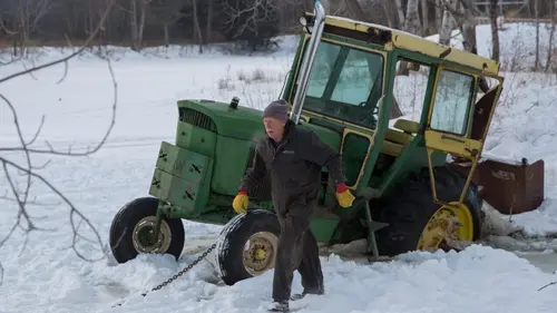 Casting L'incroyable Dr Pol Face à la glace