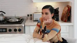 L'incroyable famille Kardashian S17E11 Le spectacle continue en streaming