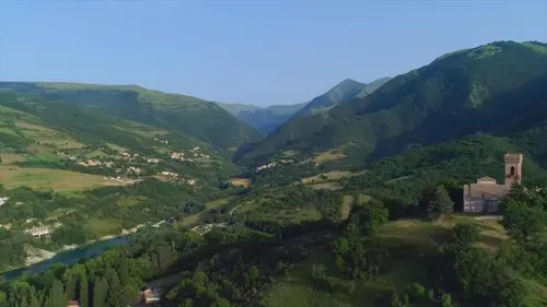 L'Italie entre ciel et mer Les Marches