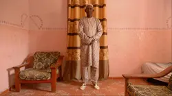 L'odyssée de la sandale en plastique