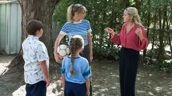 L'oeil du cyclone S02E08 Le nouveau voisin