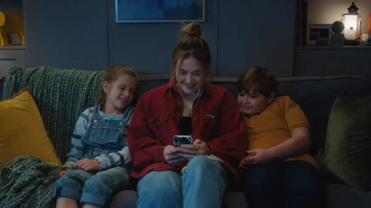 L'oeil du cyclone S01E01 La solitude dans la tempête