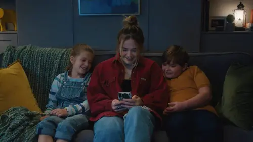 L'oeil du cyclone S01E01 La solitude dans la tempête