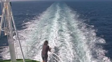 Dans le même bateau