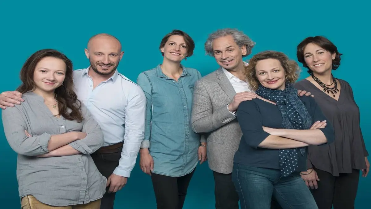 L'œil et la main Bébés, signes et bienveillance