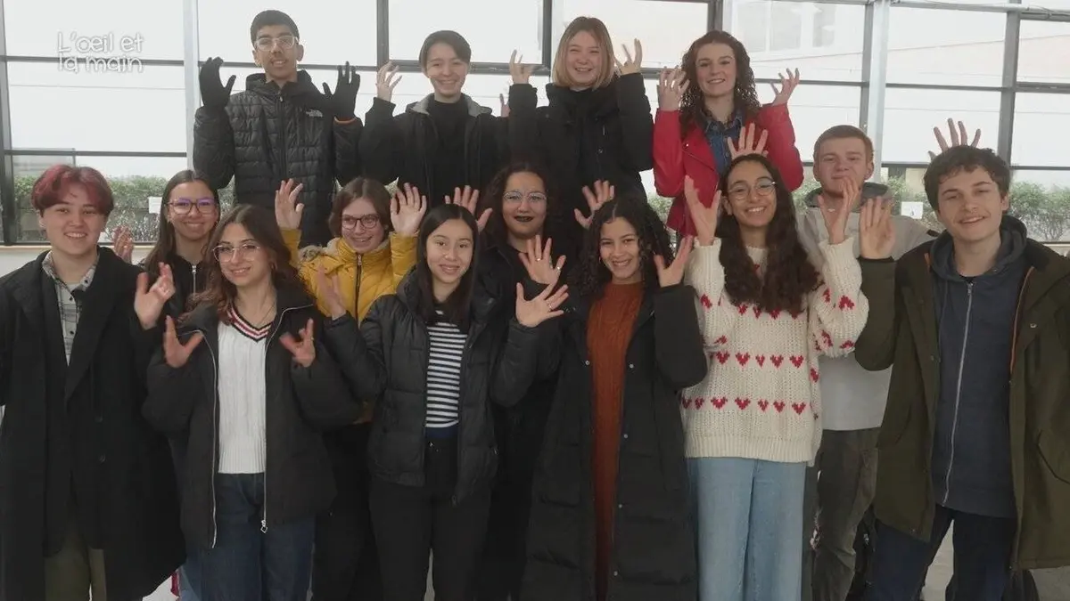 L'oeil et la main Une langue bien vivante