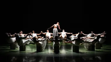 L'Oiseau de feu et le Sacre du printemps par Malandain Ballet Biarritz