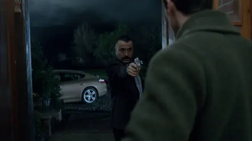 L'ombre du passé S01E18