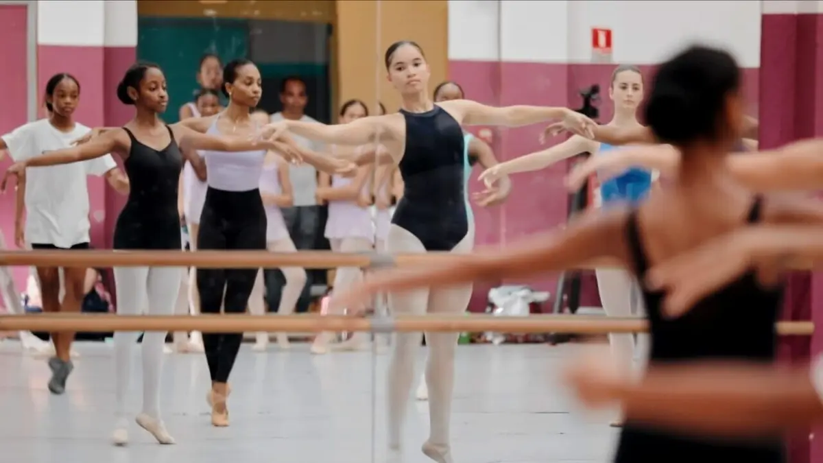 L'Opéra de Paris, un pas de deux en Guyane