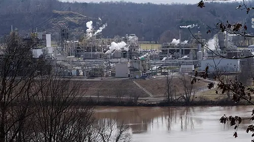 L'or bleu E02 Eaux toxiques