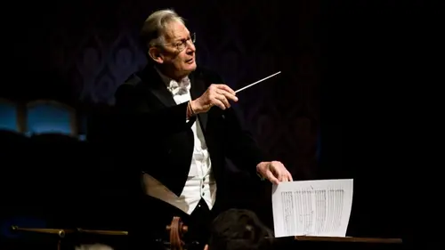 L'Orchestre philharmonique tchèque et John Eliot Gardiner