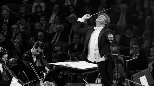 L'Orchestre philharmonique tchèque et Semyon Bychkov Berio, Dvorák