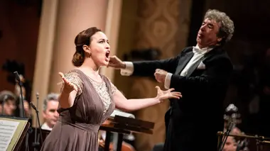 L'Orchestre Philharmonique Tchèque et Semyon Bychkov : Smetana
