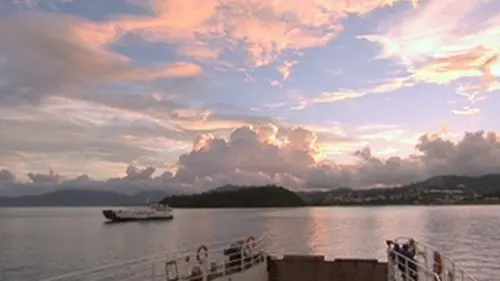 L'Outre-mer en HD Entre deux îles (Mayotte, Réunion)