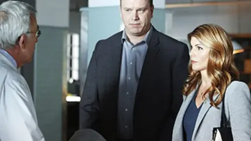 La boutique des secrets S01E06 Meurtre en trois actes