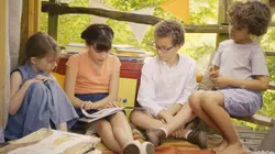 La cabane à histoires S04E26 Emy et les tournesols