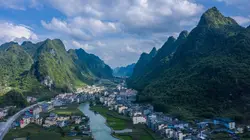 La Chine, terre des extrêmes Spéléoplongée dans un monde souterrain