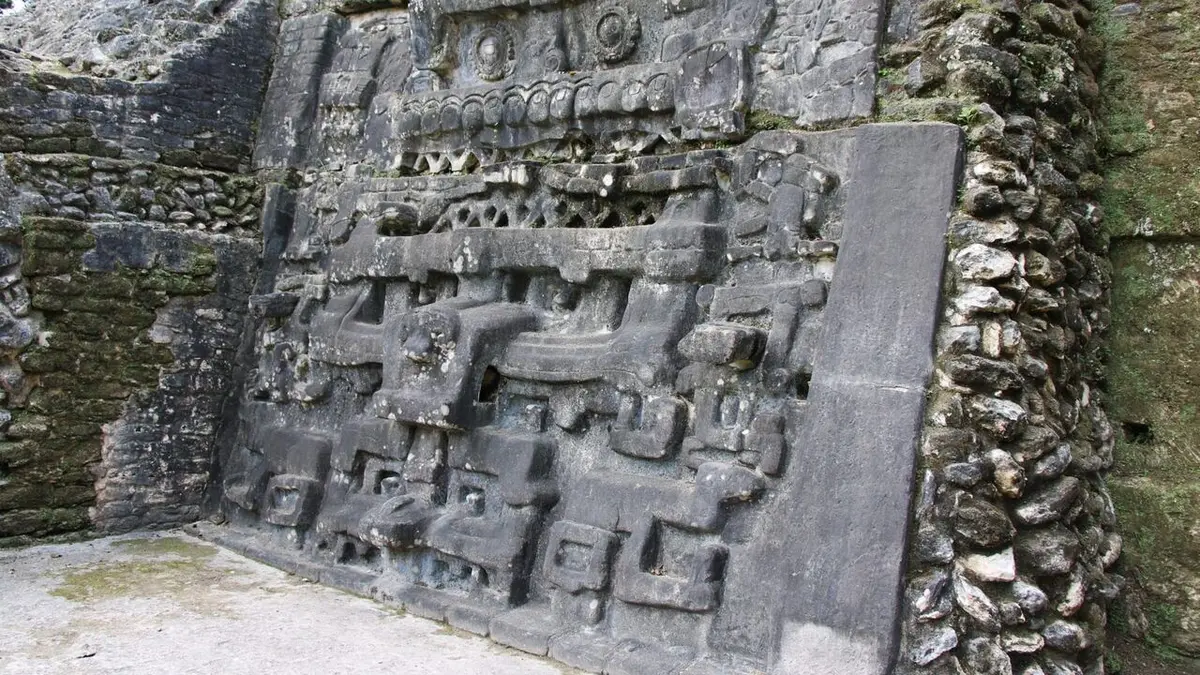 La chute des rois mayas