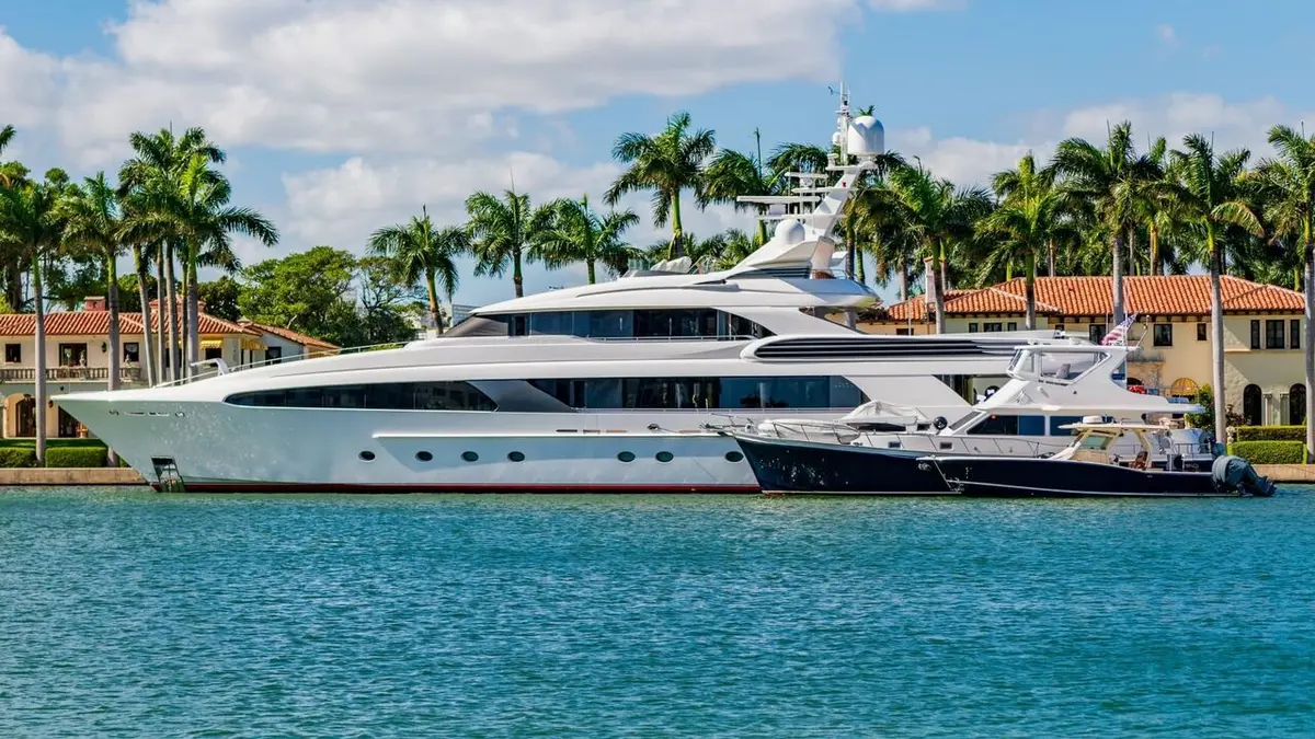 La colère contre les yatchs de luxe