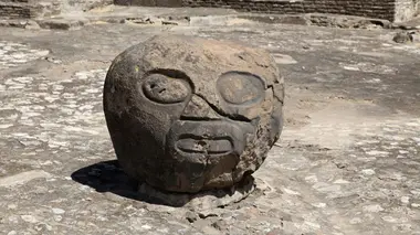 La collection hantée de Zak Bagans Le visage de pierre