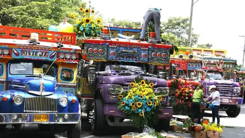 La Colombie et ses bus multicolores
