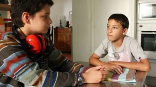 La cour des grands S03E05 Nino et Djibril