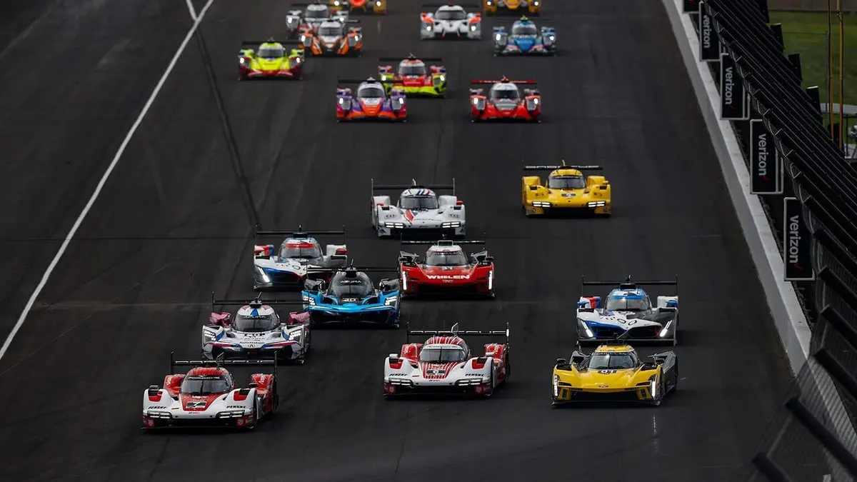La course Automobilisme IMSA SportsCar Championship 2025