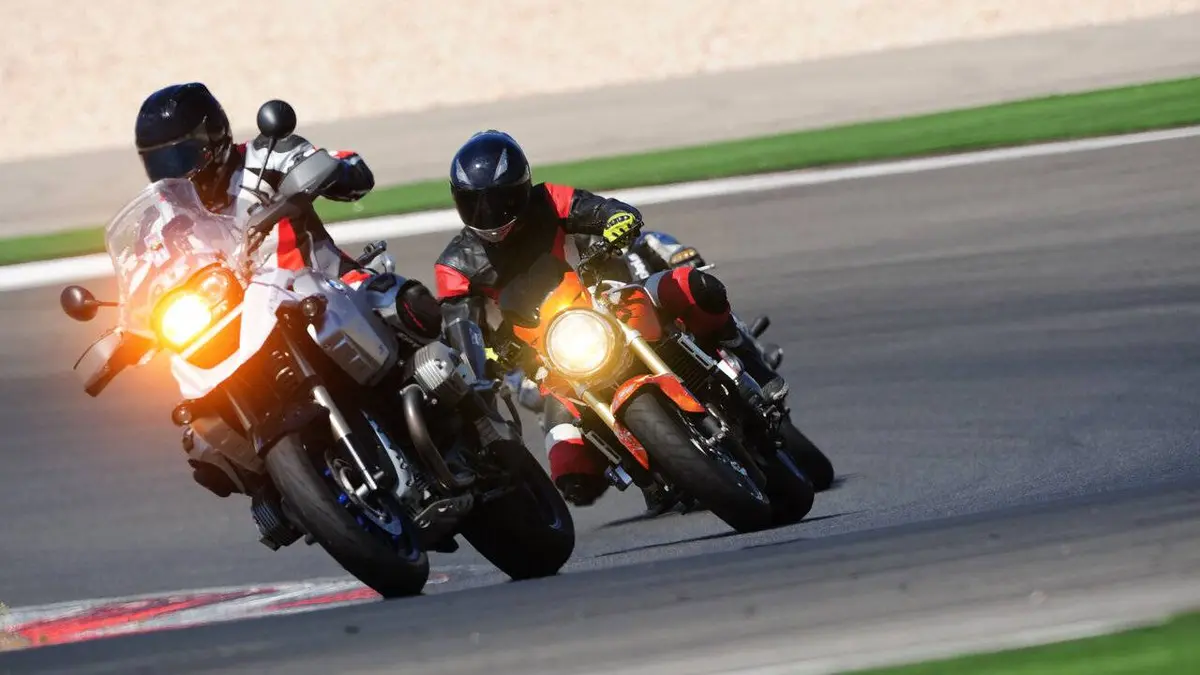 La course Motocyclisme 12 Heures d'Estoril 2021