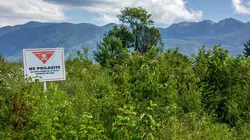 La Croatie, une carte postale et des mines